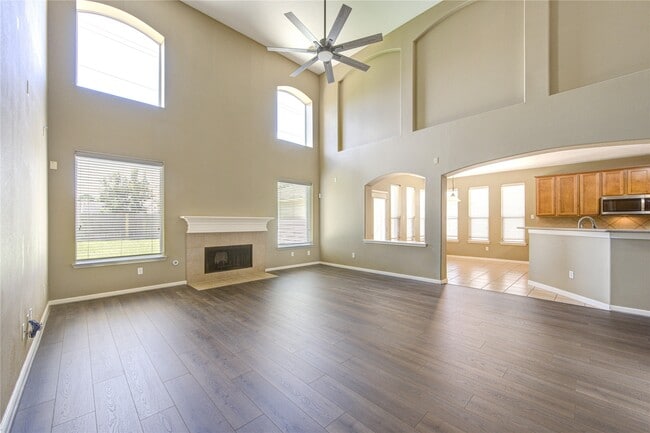 Building Photo - 2810 Shadow Canyon Ln