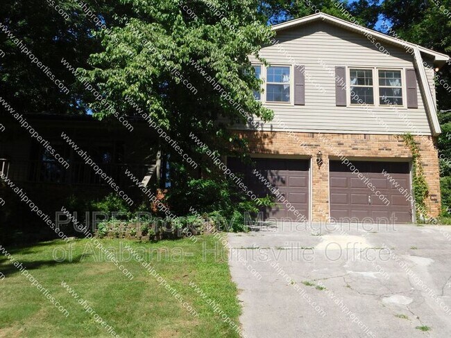 Primary Photo - 11313 Mountain Crest Dr SE