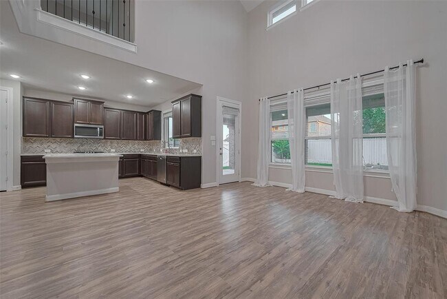 Building Photo - 707 Fresh Sage Crossing