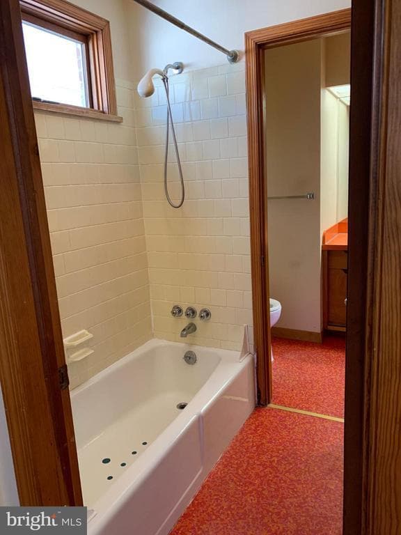 Building Photo - 111 Green St