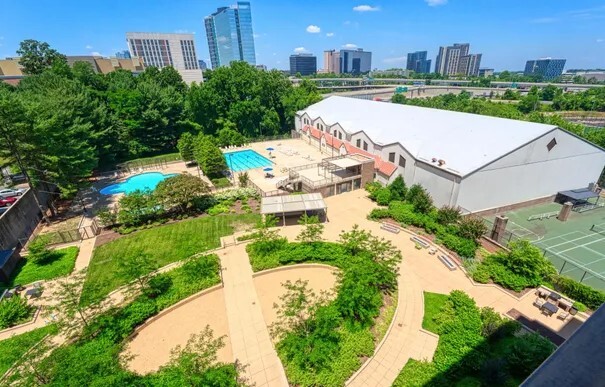 view of courtyard and pools - 1800 Old Meadow Rd