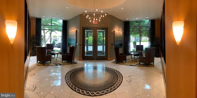 Building Photo - 155 Potomac Passage