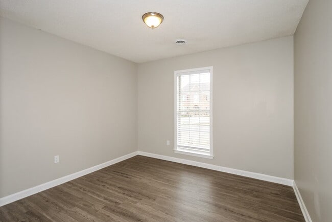 Building Photo - 5363 Autumn Forrest Dr