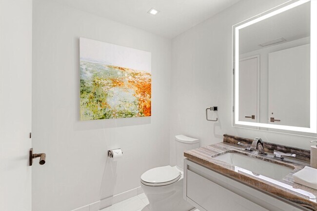 Building Photo - 150 Seaport Blvd