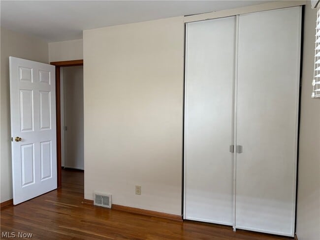 Building Photo - 1771 Tanglewood Dr