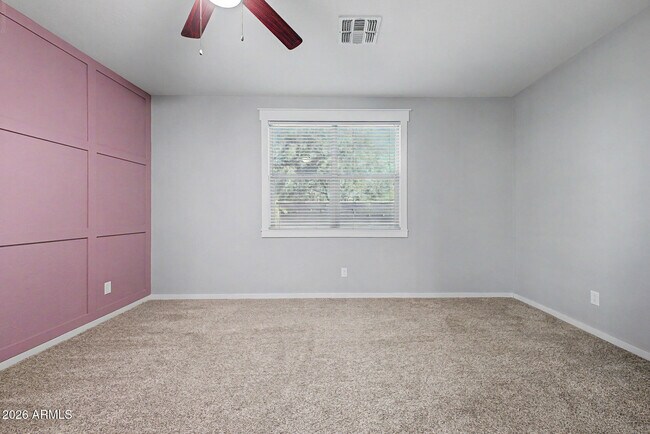 Building Photo - 1041 Glen Canyon Dr