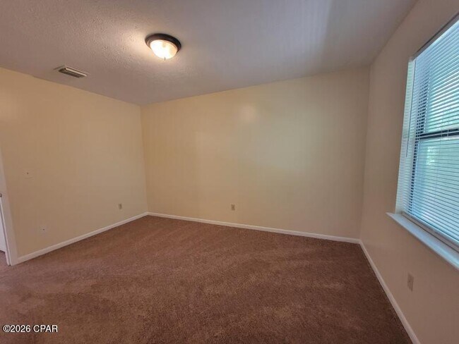 Building Photo - 3435 Orchard Wood Rd