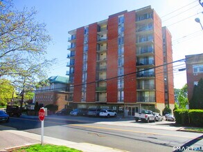 Building Photo - 87 Glenbrook Rd