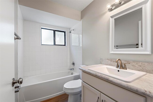 Building Photo - 12 Blairmore Pl