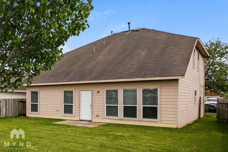 Building Photo - 1019 Auburn View Ln