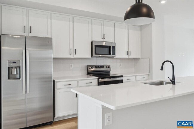 Building Photo - 4992 Dunnagan Dr