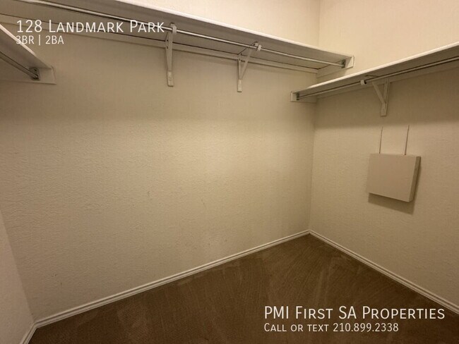 Building Photo - 128 Landmark Park