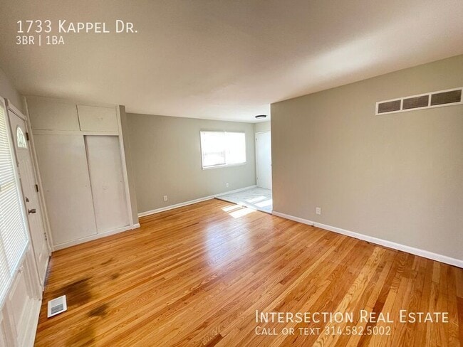 Building Photo - 1733 Kappel Dr