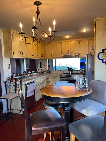 Building Photo - 7221 Earldom Ave