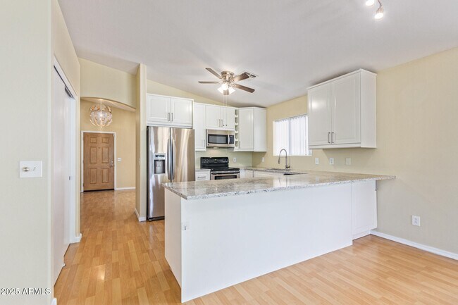 Building Photo - 19011 N 12th Dr