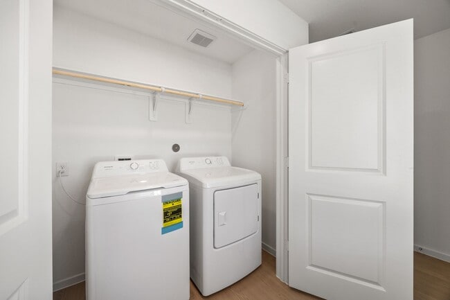 Building Photo - 17331 Glacier Frst Ln