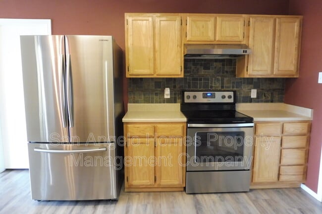 Building Photo - 1217 Elmo Ln