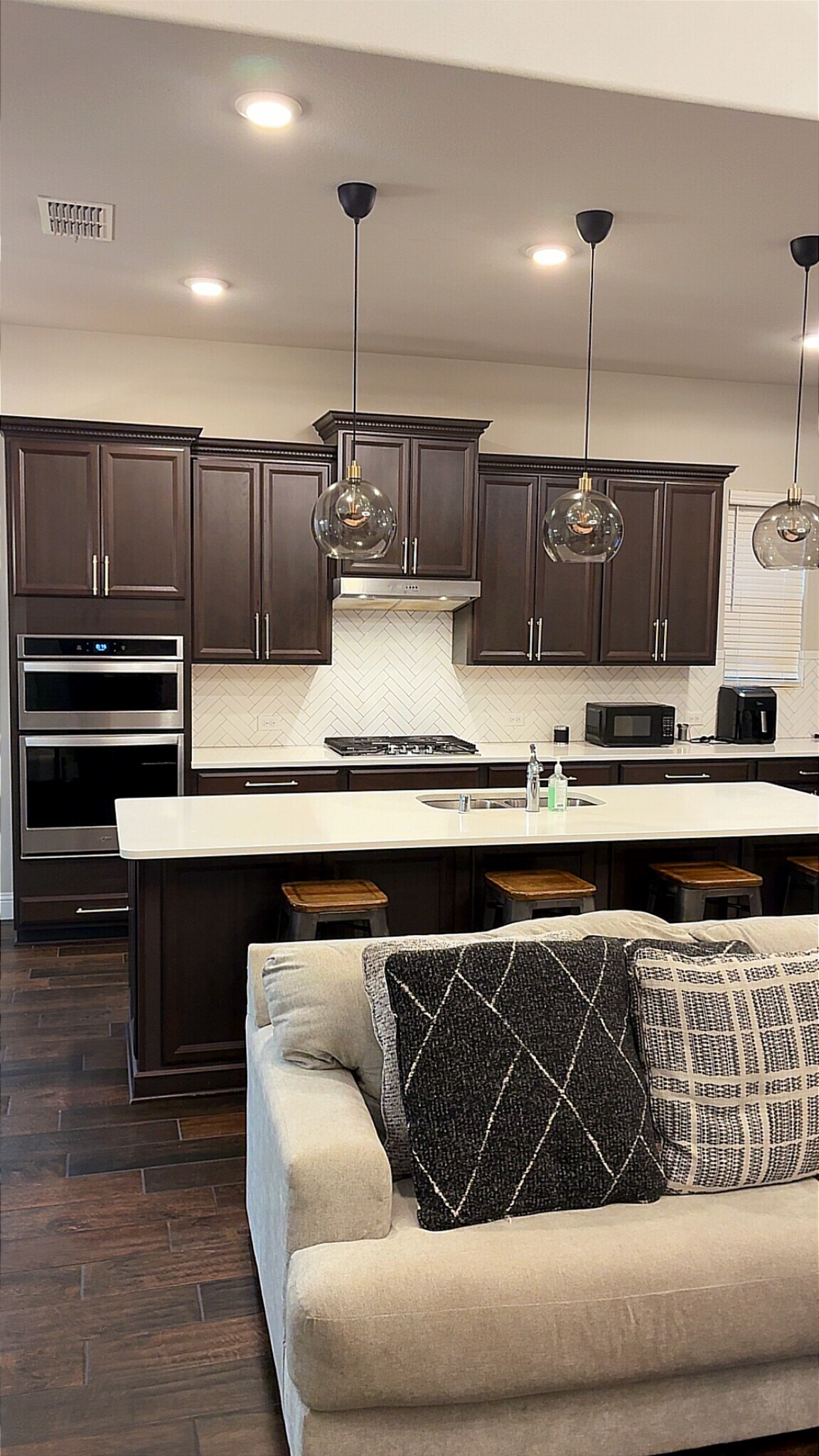 Building Photo - 3012 Mulberry Ave