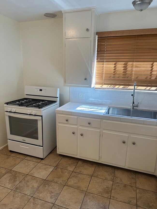 Building Photo - 1745 Winona Blvd