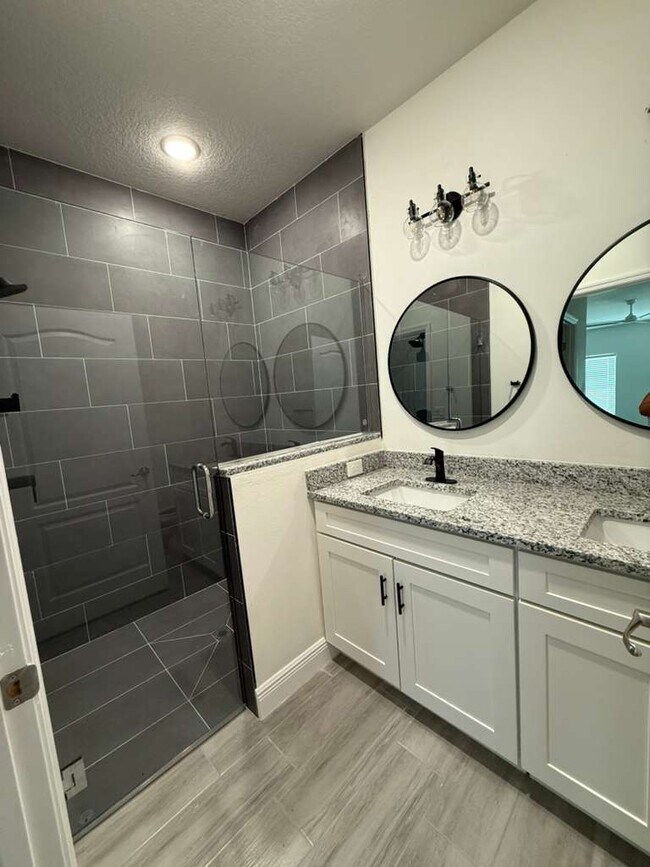 Building Photo - 1315 Congo Dr