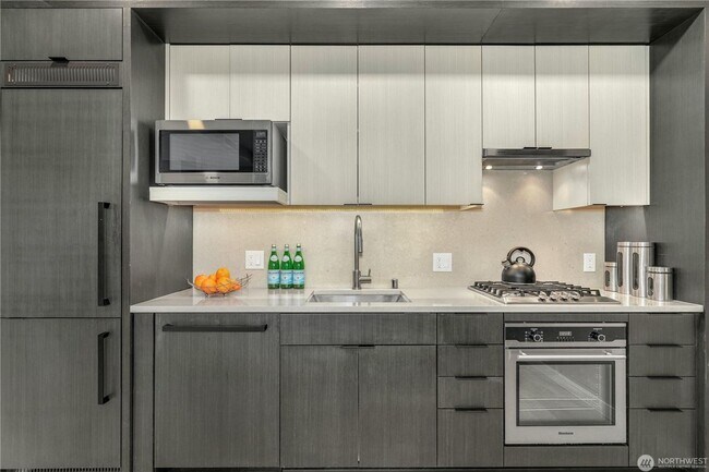 Building Photo - 1Bd/1Ba Seattle Condo