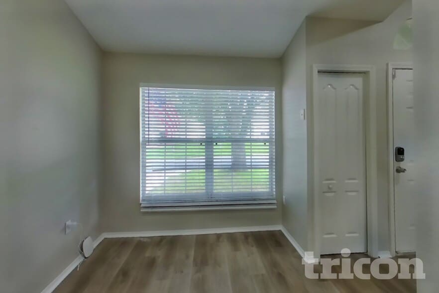 Building Photo - 3034 Wentworth Pl