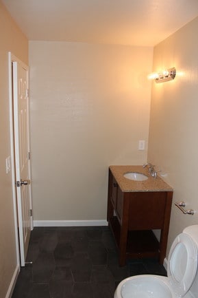 Building Photo - 185 N 9th St