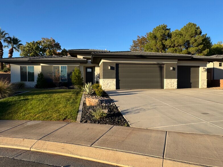 Building Photo - 1603 E Dihedral Dr