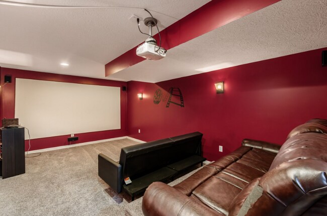 Building Photo - 8370 Payson Dr