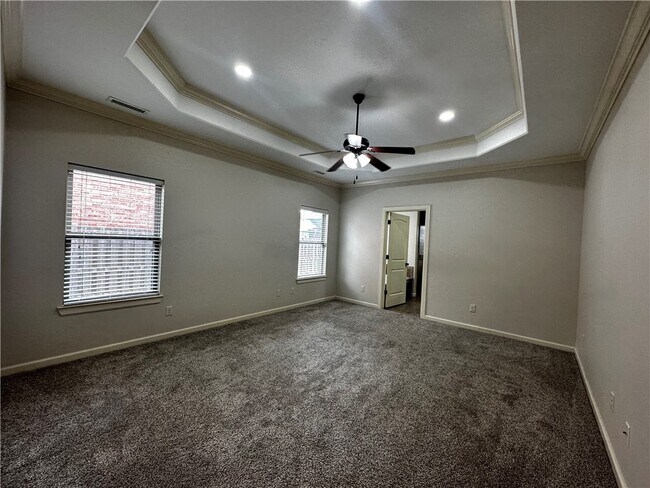 Building Photo - 584 N Mulligan Dr