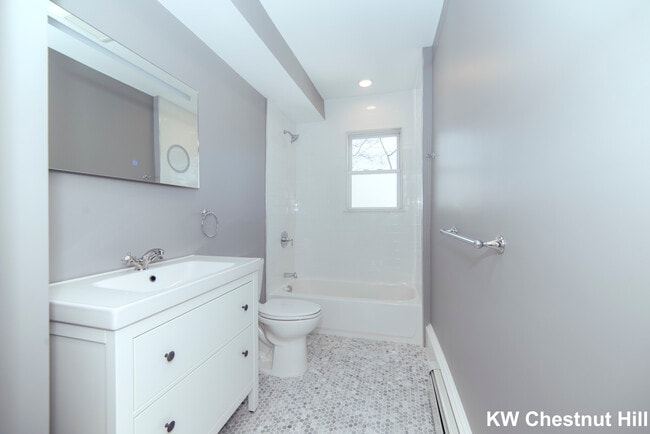 Building Photo - 10 Duffley Ct