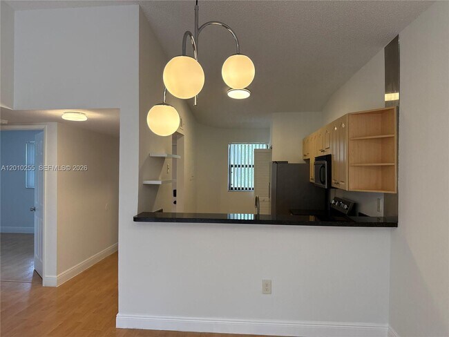 Building Photo - 9979 Nob Hill Ln