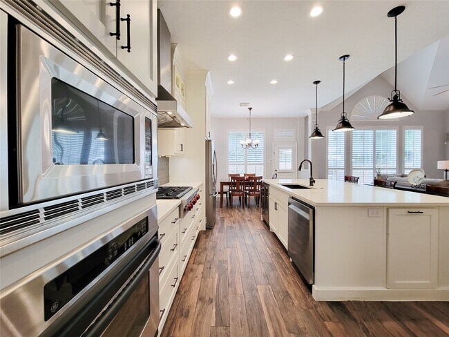 Building Photo - 78 N Bluff Creek Cir