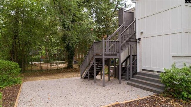 Building Photo - 3 bedroom 2 bath - SHANDON AREA!!!!!