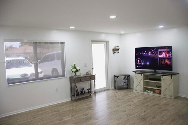 Building Photo - 25760 SW 127th Ct