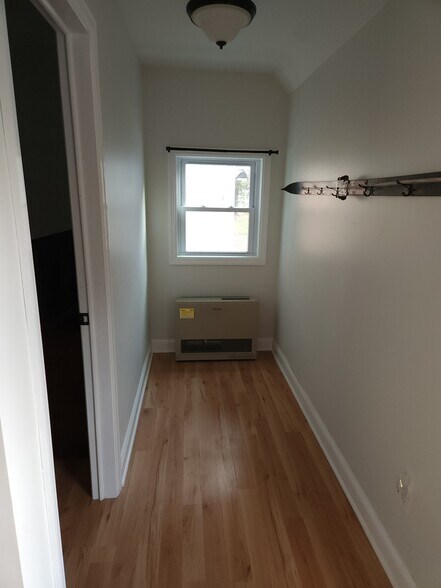 Building Photo - 90 Depot St