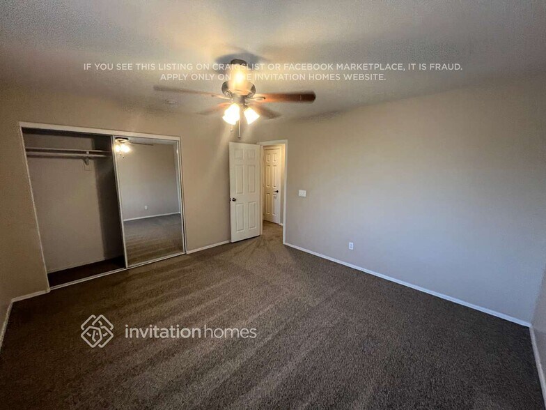 Building Photo - 14170 W Riviera Dr