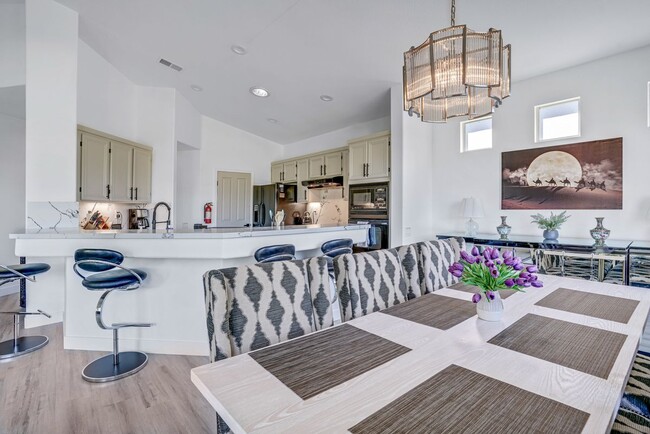 Building Photo - 29382 W Laguna Dr