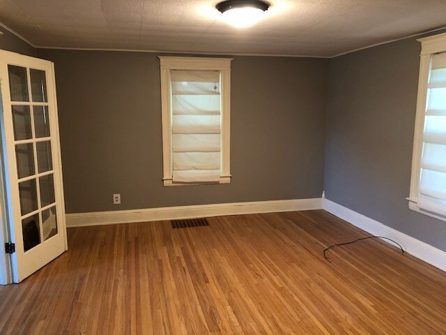 Building Photo - 408 Myrtle Ave