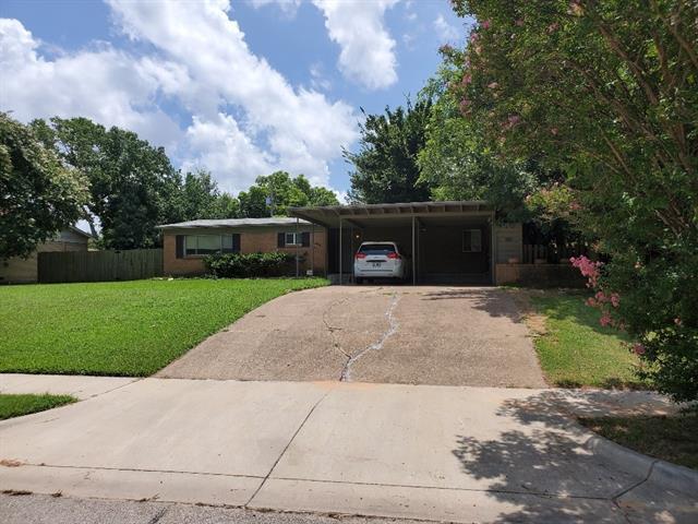 Primary Photo - 106 W Scotland Dr