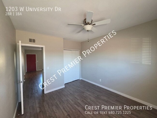 Building Photo - 1203 W University Dr