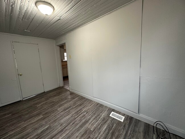 Building Photo - 1905 Griggs-