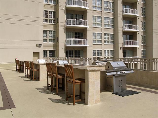 Building Photo - 3225 Turtle Creek Blvd