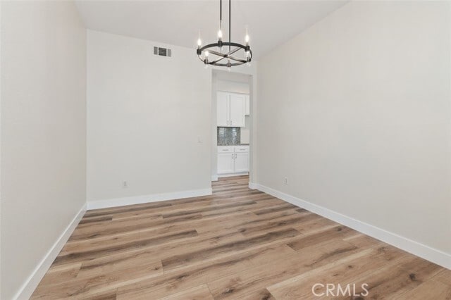 Building Photo - 10 Lyon Ridge