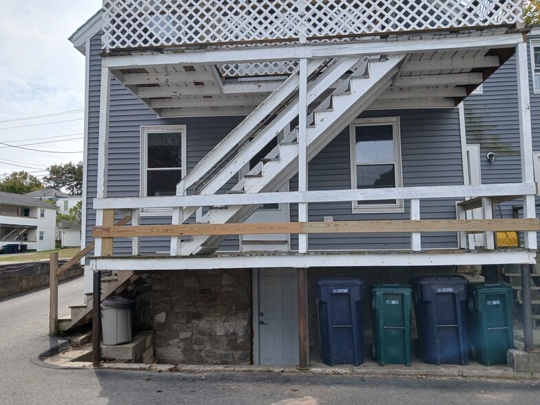 Building Photo - 45 Union St