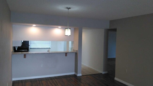 Building Photo - 3516 Whitehall Dr