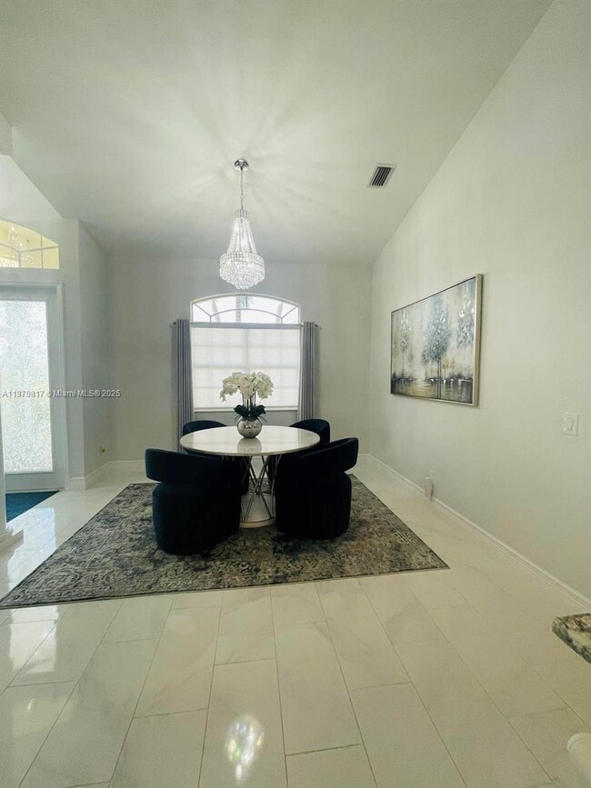 Building Photo - 8268 Southwind Bay Cir