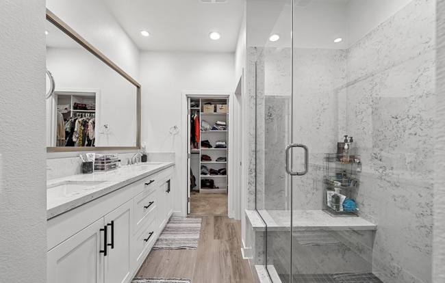 Building Photo - $4,300 - 3 Bed/ 3 Bath Modern Townhome with Loft in Santee