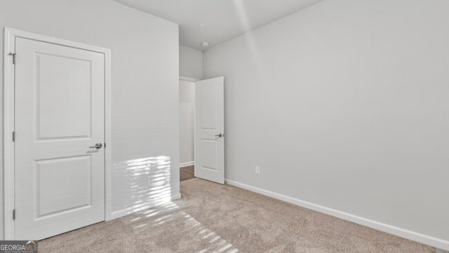 Building Photo - 2594 Mls Cmn Dr