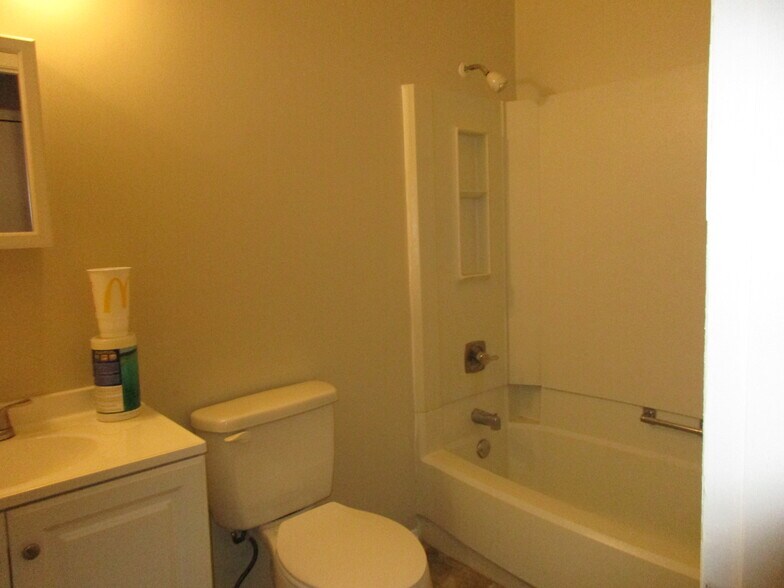 Building Photo - 6620 Canaan Cir